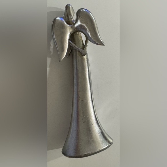 Elegant Silver Angel Sculpture - Picture 4 of 7